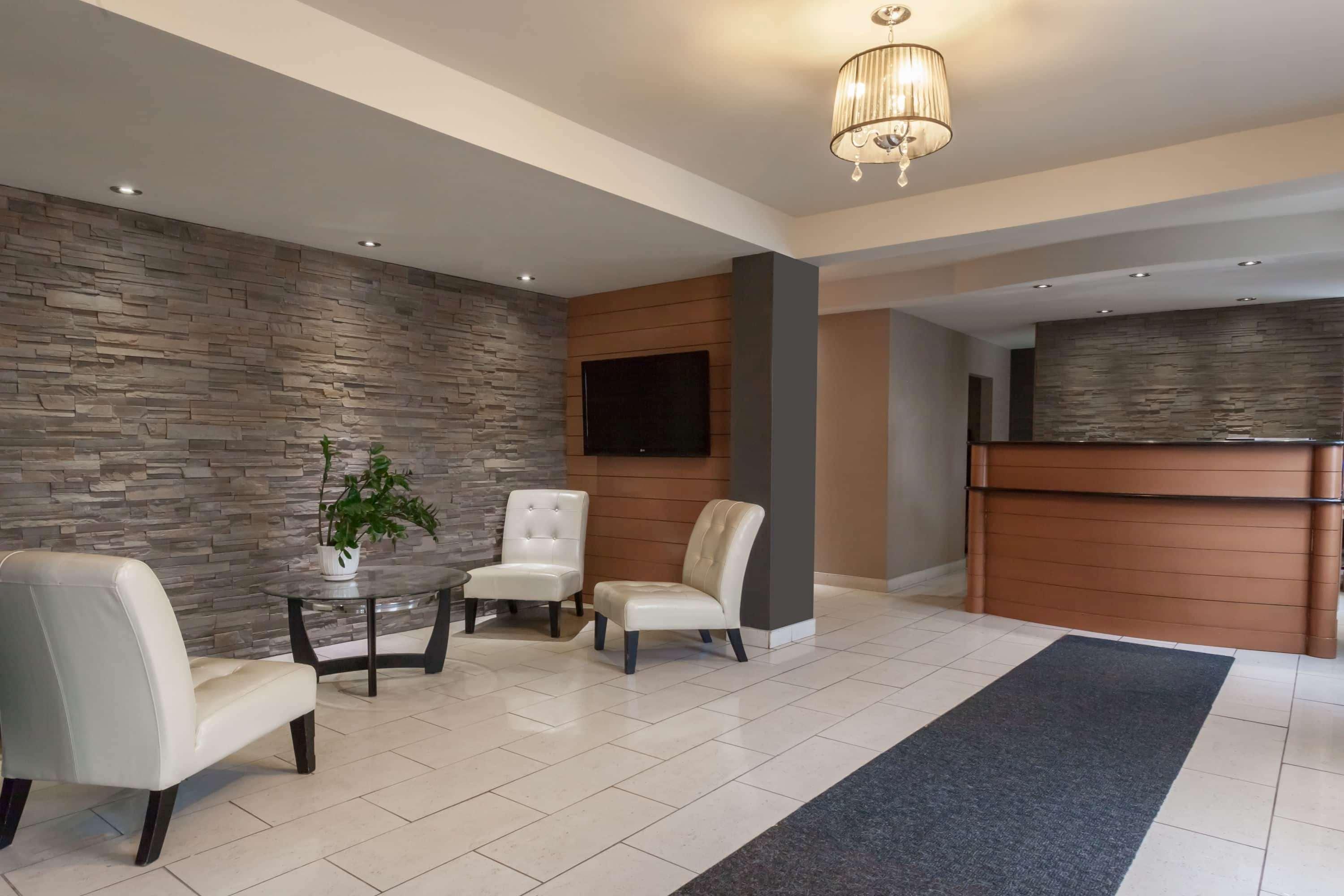 Days Inn By Wyndham Фредериктън Екстериор снимка