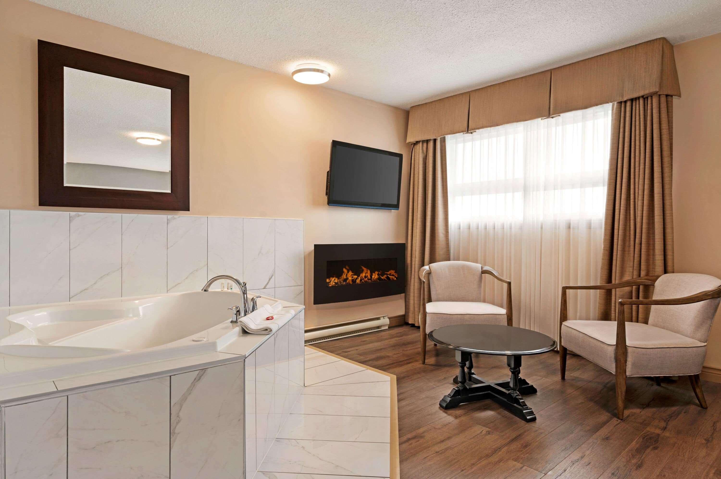 Days Inn By Wyndham Фредериктън Екстериор снимка